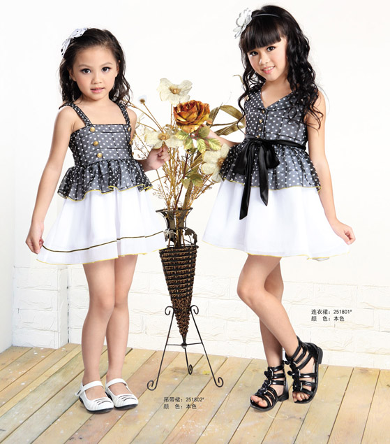 查理兄弟童裝2012新款