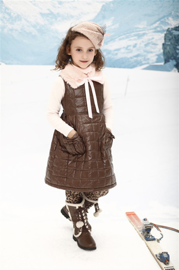 小熊B琪女童巧克力冬季裙