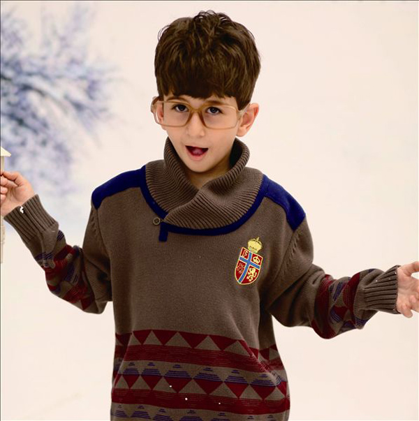 吉象貝兒男童時(shí)尚毛衣