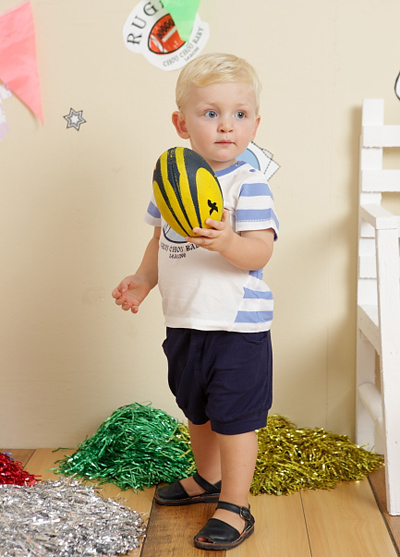 丑丑新款時尚短袖