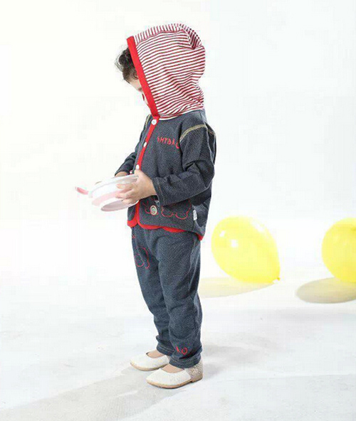 圣嬰島兒童帶帽春裝