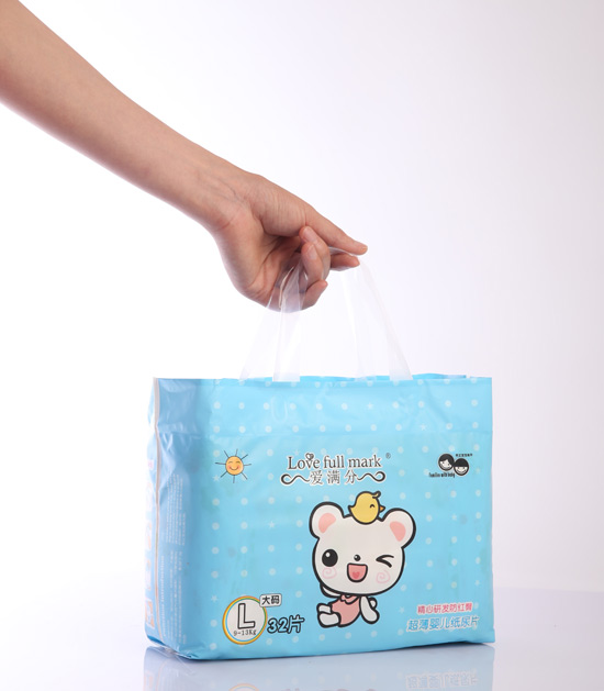 愛(ài)滿分超薄嬰兒紙尿片