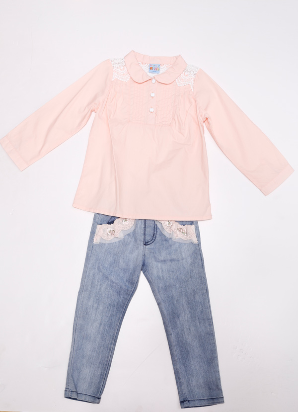 小狗巴納娃娃領(lǐng)套裝