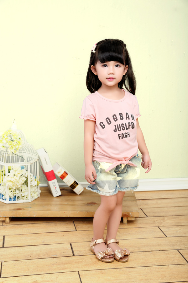 小狗巴納女寶寶粉上衣