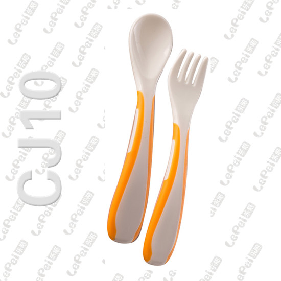 樂(lè)陪喂哺用品