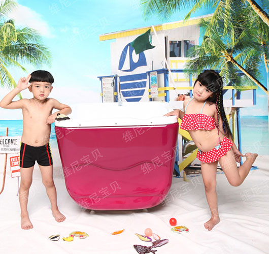 維尼寶貝枚紅色長(zhǎng)形浴缸