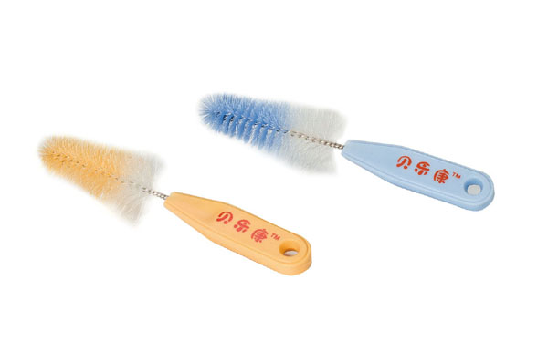 貝樂(lè)康二合一尼龍旋轉(zhuǎn)奶瓶刷.jpg 貝樂(lè)康二合一尼龍旋轉(zhuǎn)奶瓶刷.jpg