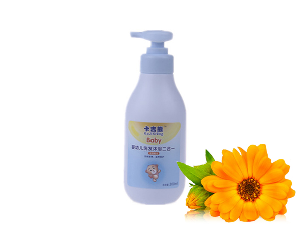 卡吉熊嬰幼兒洗發(fā)沐浴二合一.jpg 卡吉熊嬰幼兒洗發(fā)沐浴二合一.jpg