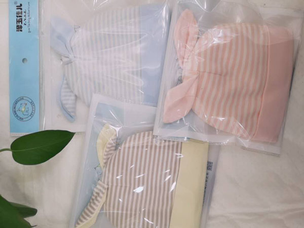 澤玉佳兒拼接母子帽.jpg 澤玉佳兒拼接母子帽.jpg