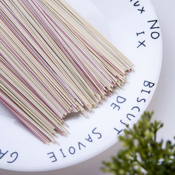 麗嬰美果蔬面 混合味6.jpg