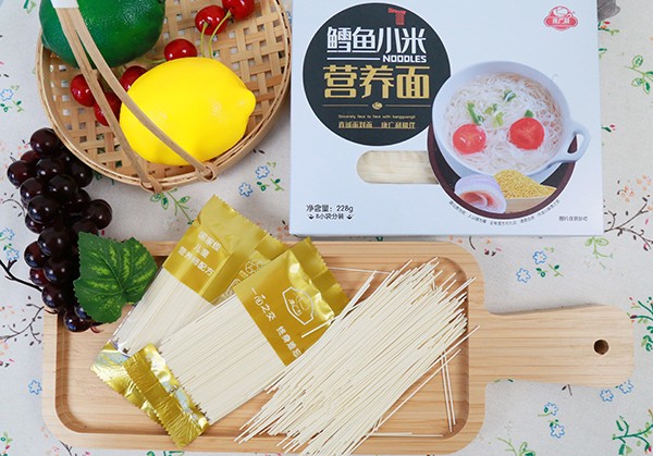 康廣利營養(yǎng)面 鱈魚小米3.jpg