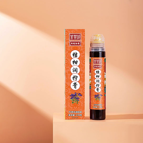 內(nèi)廷御奉紫禁城桔柑潤(rùn)擰膏.jpg 內(nèi)廷御奉紫禁城桔柑潤(rùn)擰膏.jpg