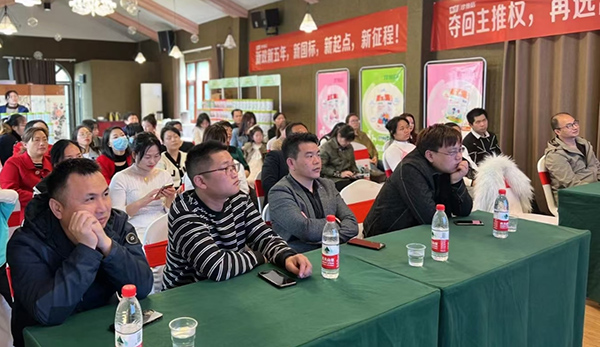 珍紐倍萬罐計(jì)劃啟動(dòng)會(huì)首站走進(jìn)江西撫州.jpg 珍紐倍萬罐計(jì)劃啟動(dòng)會(huì)首站走進(jìn)江西撫州.jpg