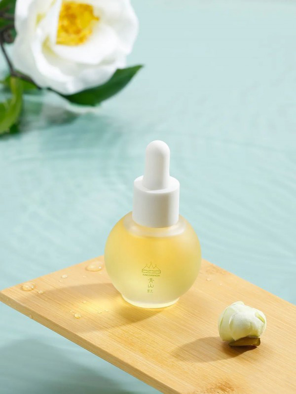 青山紅嬰兒護(hù)膚茶油