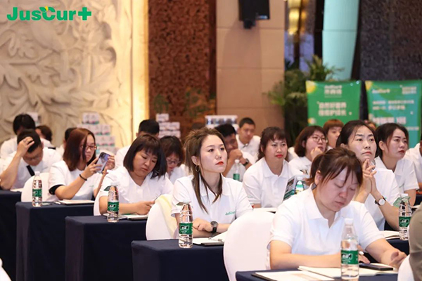 杰西佳自然營養(yǎng)星空之約暨新品發(fā)布會8.jpg 杰西佳自然營養(yǎng)星空之約暨新品發(fā)布會8.jpg