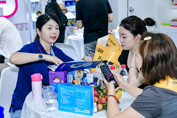 展會現(xiàn)場.jpg 展會現(xiàn)場.jpg