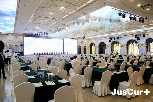 杰西佳JIBS自然營(yíng)養(yǎng)獅王計(jì)劃啟動(dòng)峰會(huì)1.jpg 杰西佳JIBS自然營(yíng)養(yǎng)獅王計(jì)劃啟動(dòng)峰會(huì)1.jpg