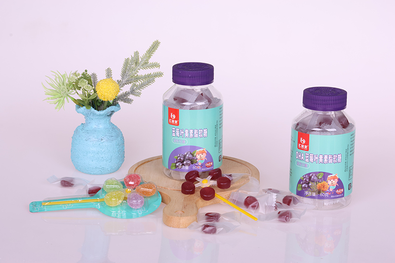 匯嬰寶藍(lán)莓葉黃素軟糖2.jpg