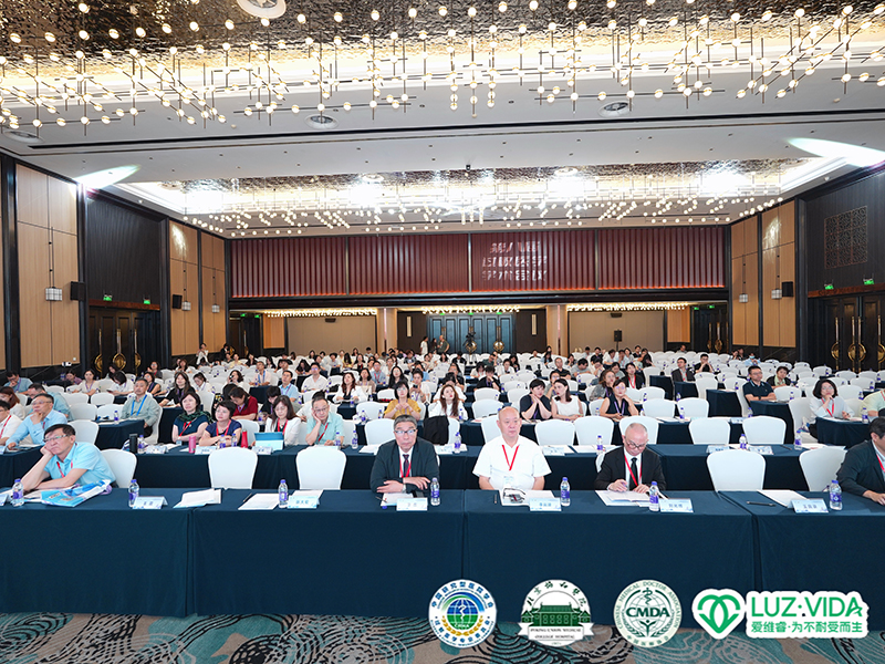 過敏醫(yī)學(xué)界頂級會議揭幕:愛維睿領(lǐng)銜非藥物干預(yù)新紀(jì)元06.jpg 過敏醫(yī)學(xué)界頂級會議揭幕:愛維睿領(lǐng)銜非藥物干預(yù)新紀(jì)元06.jpg