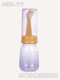 靠娃兒比卡諾離乳湯匙奶瓶