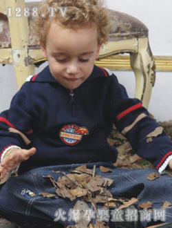 �����i09���ɫë��