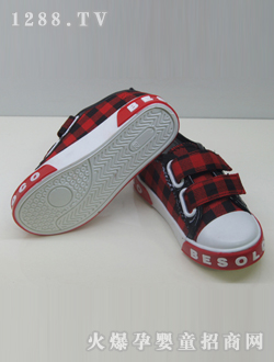 ��׃�����tɫ���e��Ь