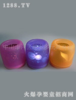 趣多多感應燈玩具