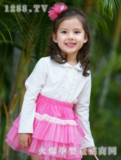 ����ؐ����ɫ���~߅�L(zh��ng)��T��