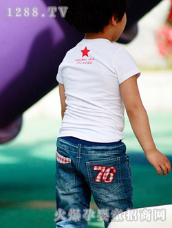 С�ɘ���ɫ����