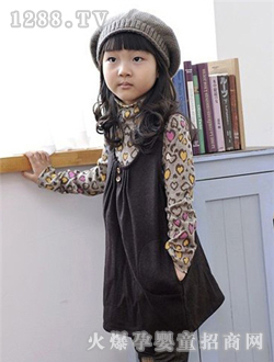 С�ɘ���ɫ����