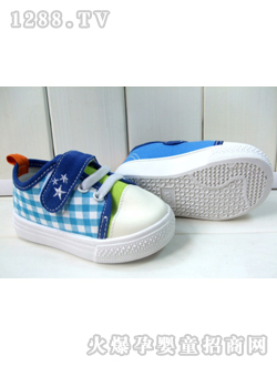 ͯ�ľ��{ɫ�냺����Ь