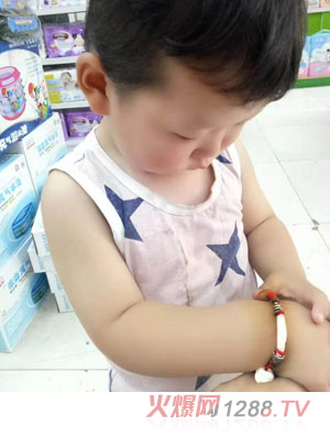 �����t�K-��ɫ